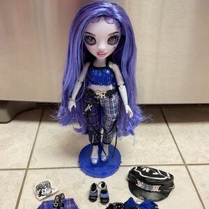 Rainbow High Shadow High Vision Neon Shadow Uma Vanhoose